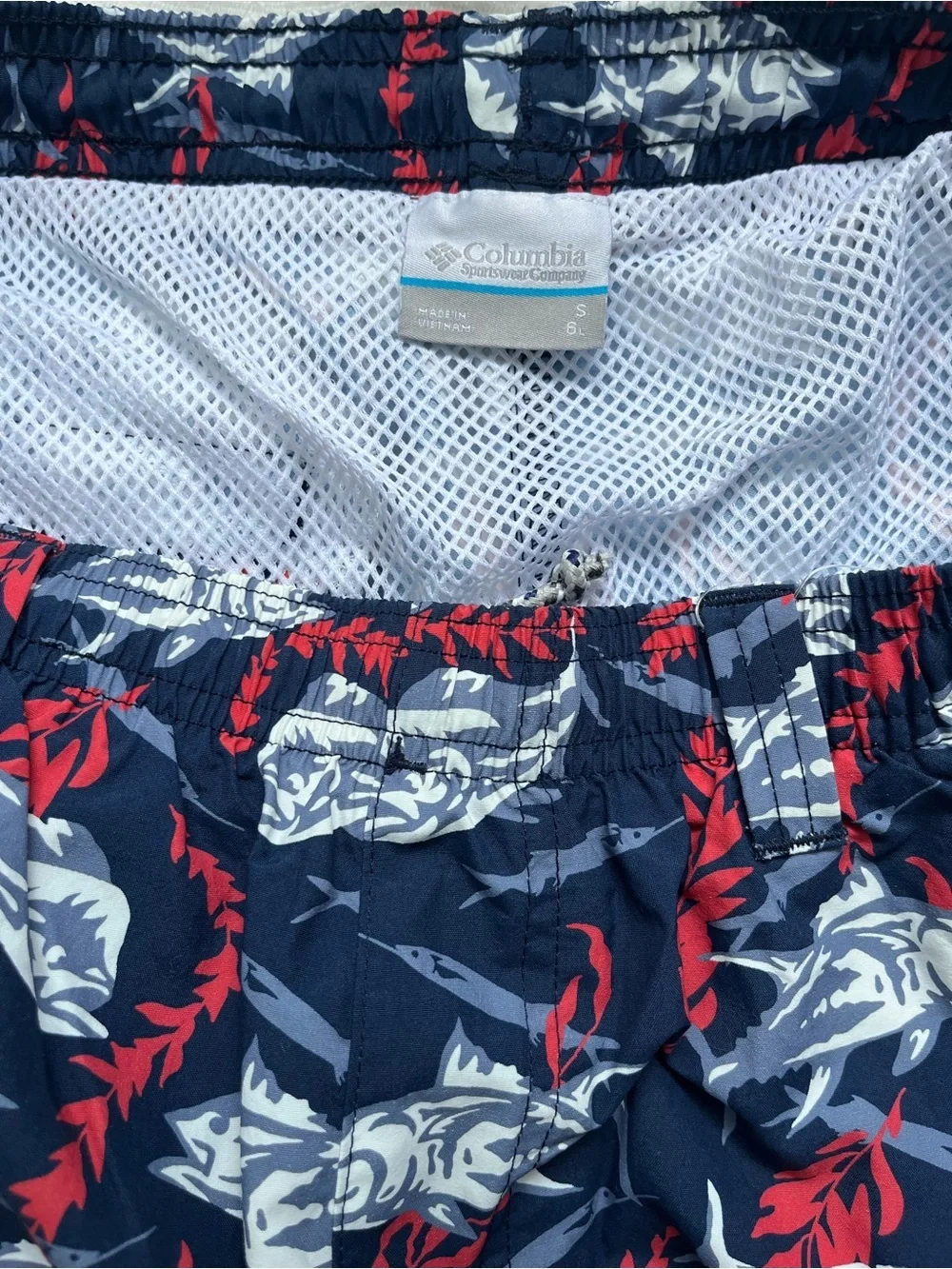 Columbia men’s size